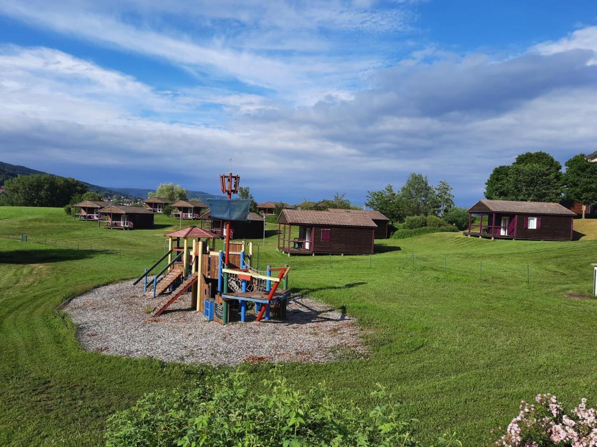 Camping Les Vosges Du Nord Oberbronn Eksteriør billede