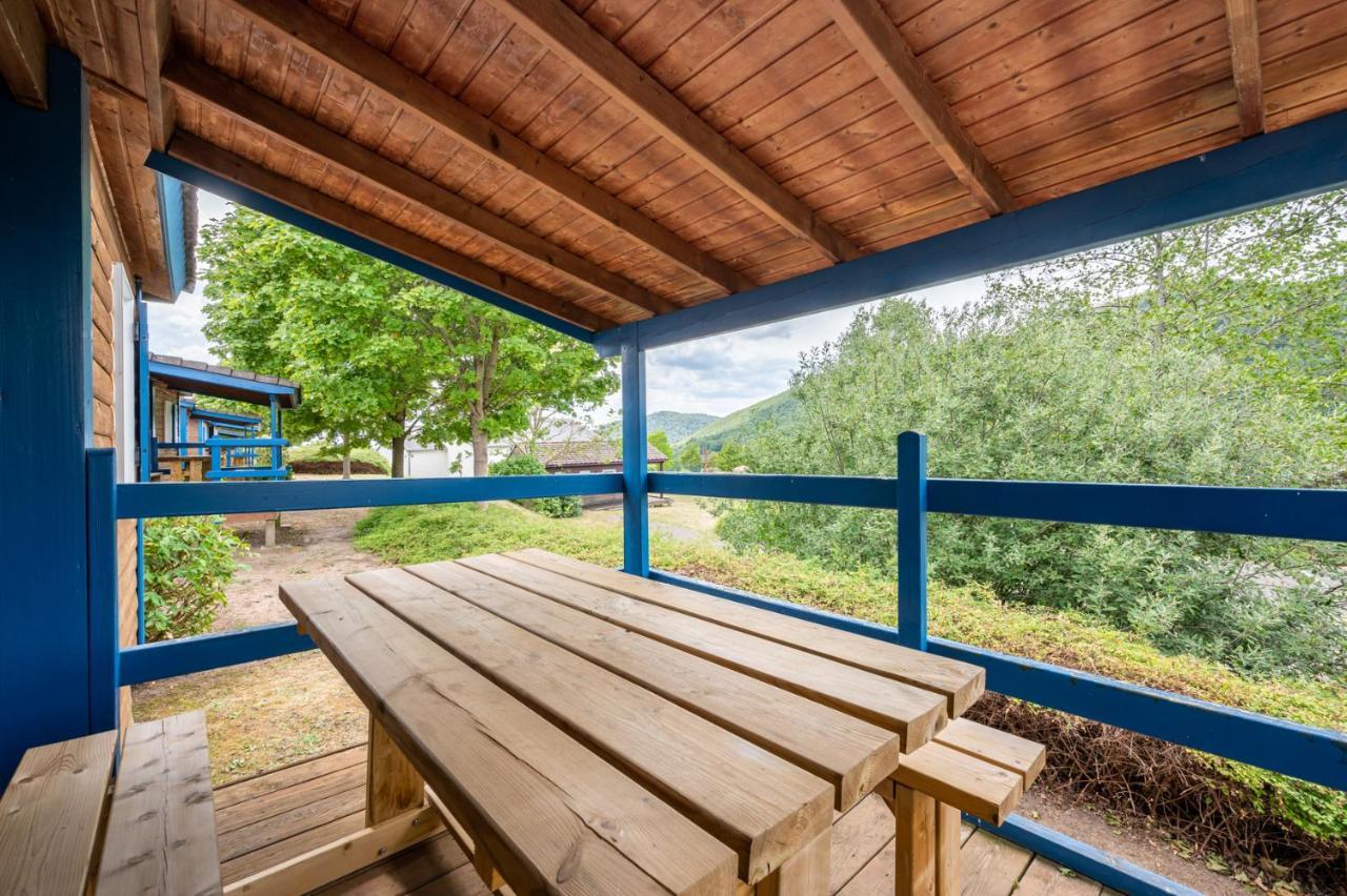 Camping Les Vosges Du Nord Oberbronn Værelse billede