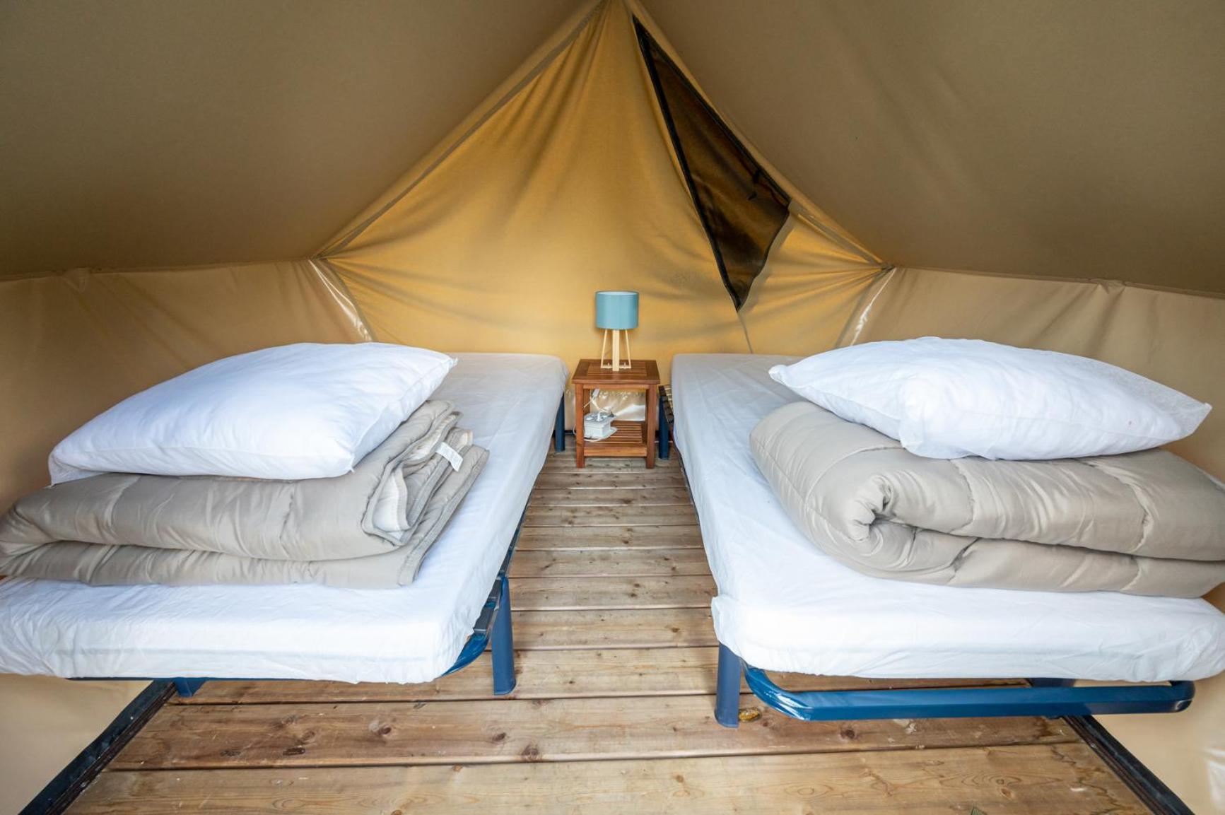 Camping Les Vosges Du Nord Oberbronn Værelse billede