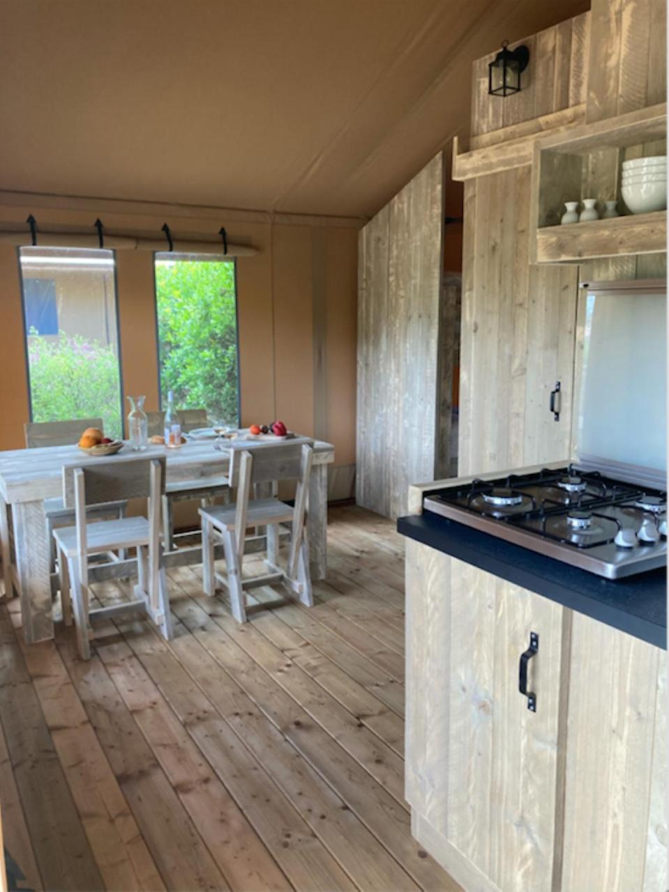 Camping Les Vosges Du Nord Oberbronn Værelse billede